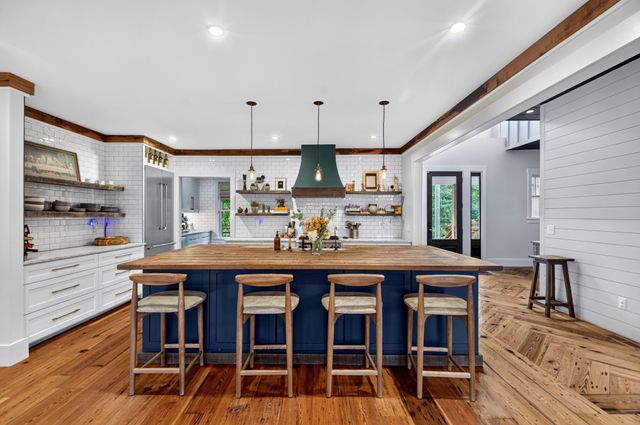 1139 McAlpine Ave, Nashville, TN 37216
