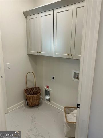 2000 Homestead Court, Woodstock, GA 30189