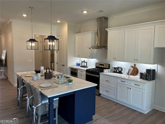 2000 Homestead Court, Woodstock, GA 30189