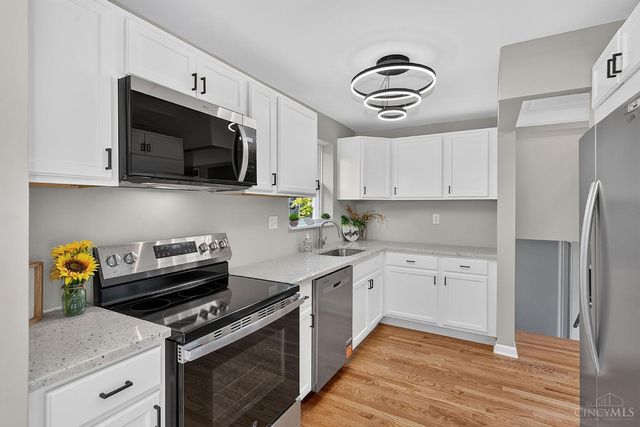 708 Danvers Drive, Forest Park, OH 45240