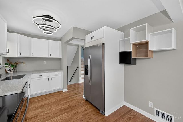 708 Danvers Drive, Forest Park, OH 45240