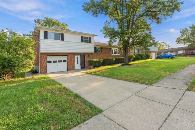 708 Danvers Drive, Forest Park, OH 45240