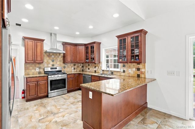 39 Jacob Rumph Court, Montgomery, NY 12549