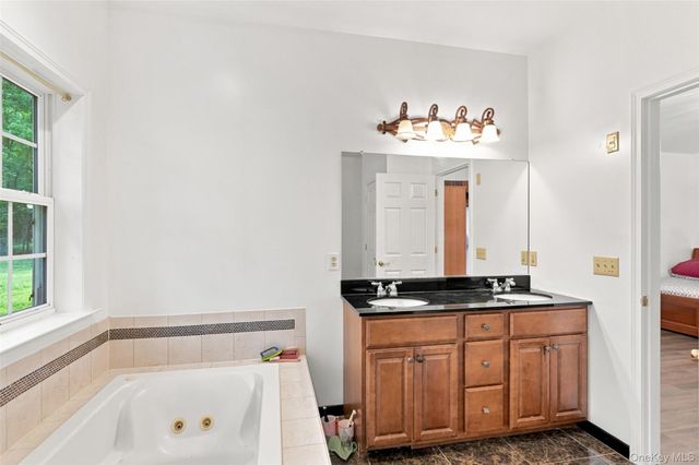 39 Jacob Rumph Court, Montgomery, NY 12549
