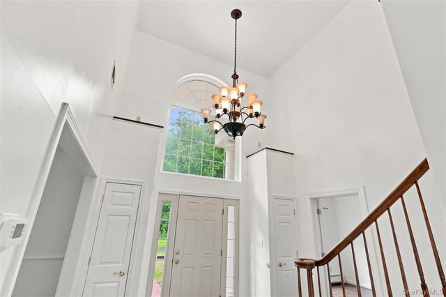 39 Jacob Rumph Court, Montgomery, NY 12549