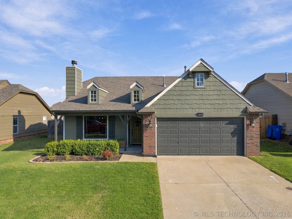20301 E 44th Street S, Broken Arrow, OK 74014