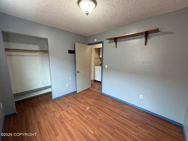 561 Izembek Circle, Anchorage, AK 99508