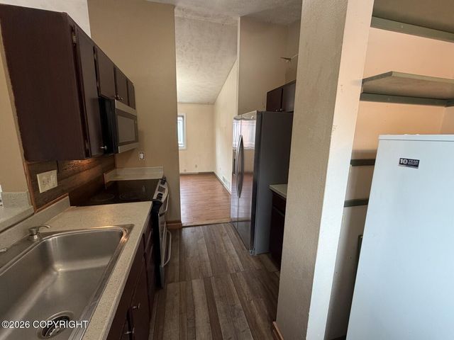 561 Izembek Circle, Anchorage, AK 99508