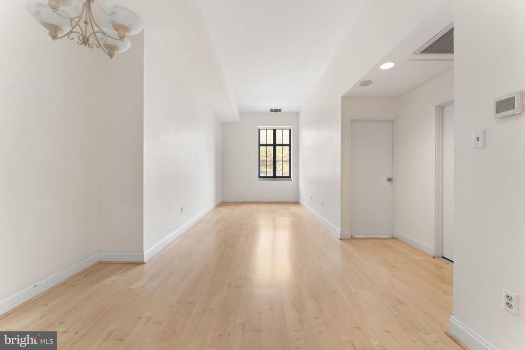 1601 SPRING GARDEN ST #M108, Philadelphia, PA 19130 — photo 3