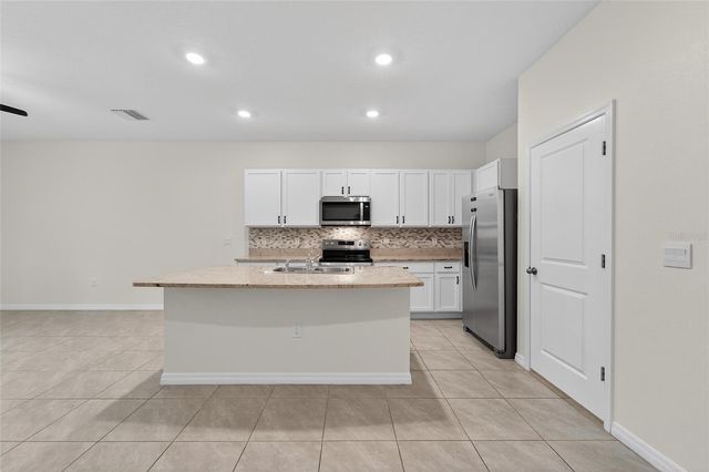 5068 CAPTAIN DAVIS DRIVE, Wimauma, FL 33598