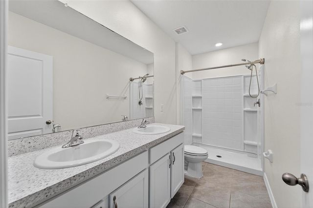 5068 CAPTAIN DAVIS DRIVE, Wimauma, FL 33598