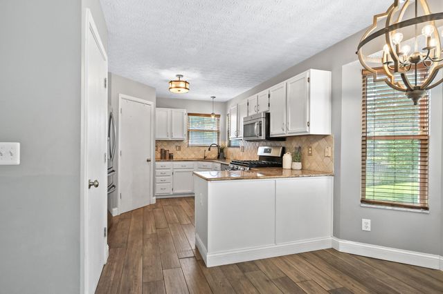 9021 Ellersly Drive, Lewis Center, OH 43035