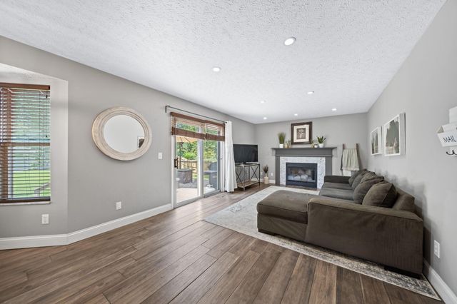 9021 Ellersly Drive, Lewis Center, OH 43035