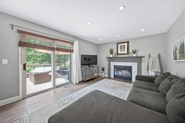 9021 Ellersly Drive, Lewis Center, OH 43035