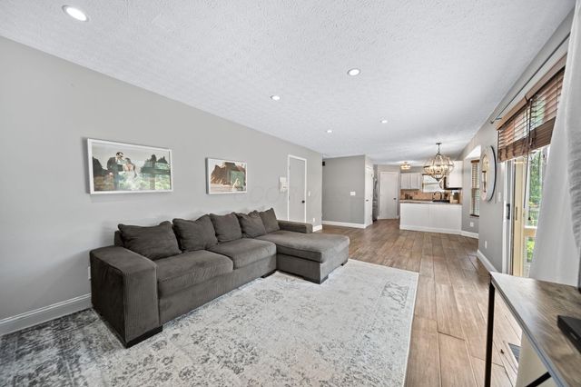 9021 Ellersly Drive, Lewis Center, OH 43035