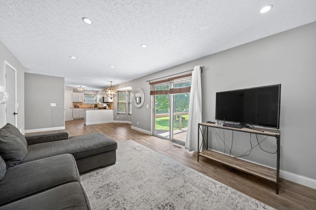 9021 Ellersly Drive, Lewis Center, OH 43035