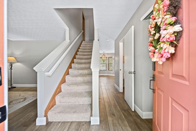 9021 Ellersly Drive, Lewis Center, OH 43035