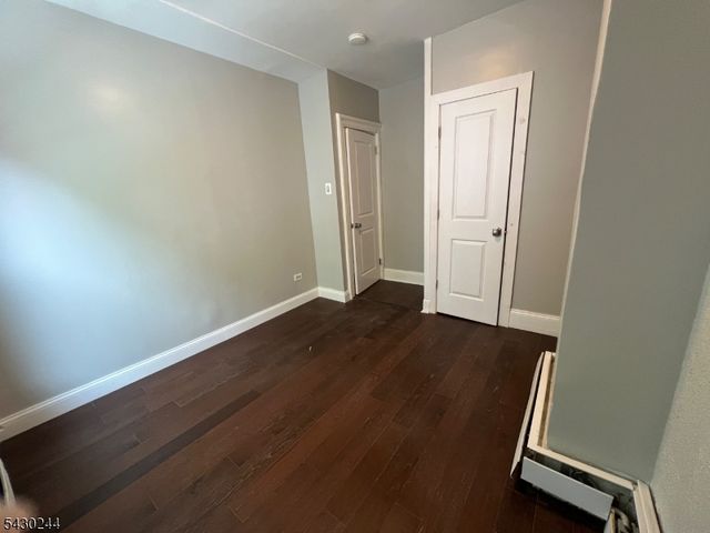 17 8Th Ave, Newark City, NJ 07104