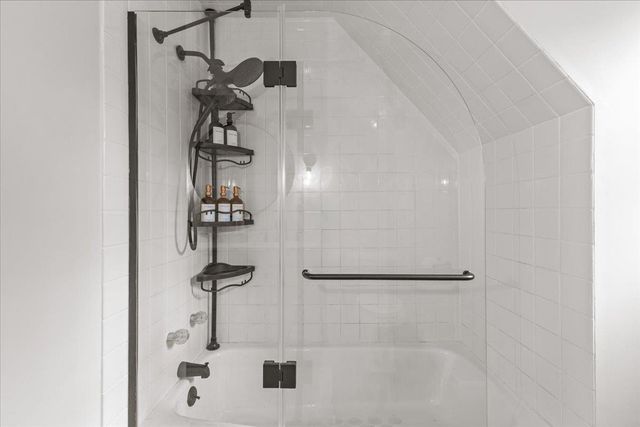 182 Steeple View Drive, Georgia, VT 05468