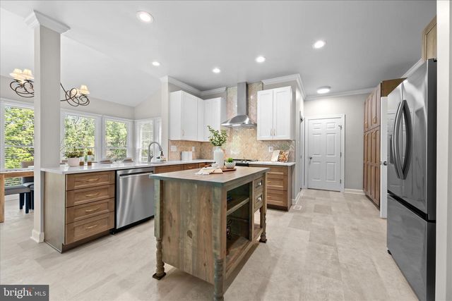 12801 BUCK LN, Darnestown, MD 20878