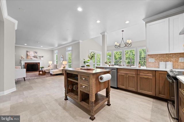 12801 BUCK LN, Darnestown, MD 20878