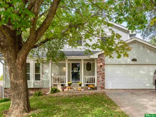 11814 N 157th Avenue, Bennington, NE 68007