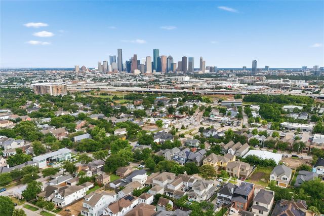 723 E 7th Street, Houston, TX 77007