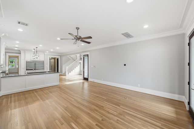 723 E 7th Street, Houston, TX 77007