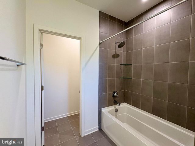 45948 SWALLOW TER, Sterling, VA 20165