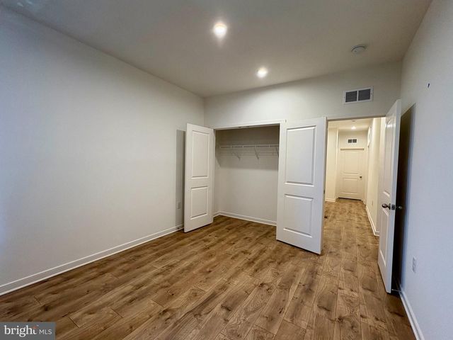 45948 SWALLOW TER, Sterling, VA 20165