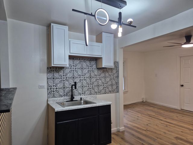 4690 Delaware Street, Gary, IN 46409
