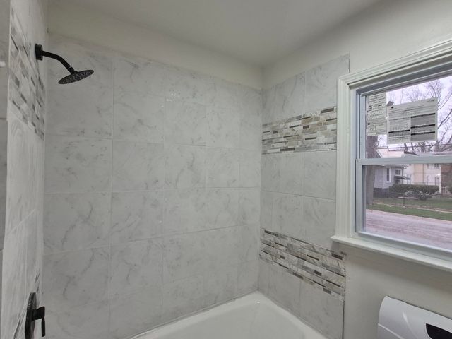 4690 Delaware Street, Gary, IN 46409