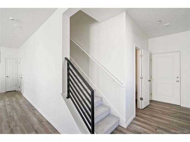10001 Revere Ct, Commerce City, CO 80022