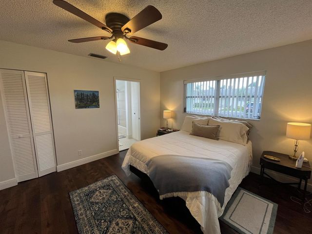 2638 Gately Drive E 112, West Palm Beach, FL 33415