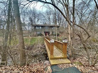 28405 Danvers, Farmington Hills, MI 48334