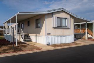 900 E Rankin Road 30, Tulare, CA 93274