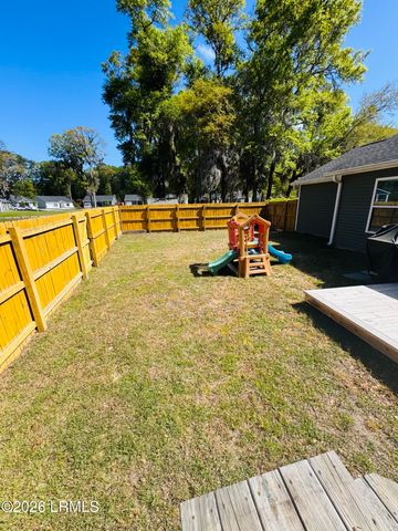 3 Avalon Drive, Beaufort, SC 29907