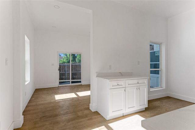 1641 E Tucker Street, Fort Worth, TX 76104