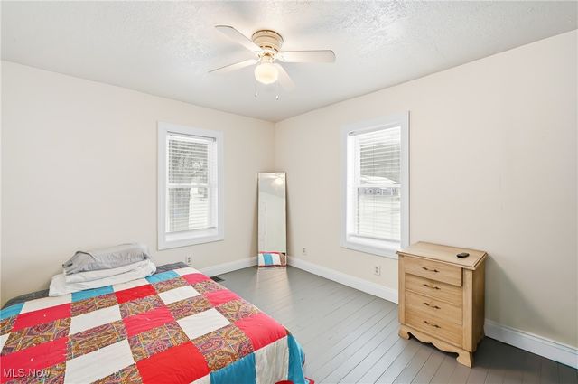 1032 Hartwood Road NW, Magnolia, OH 44643