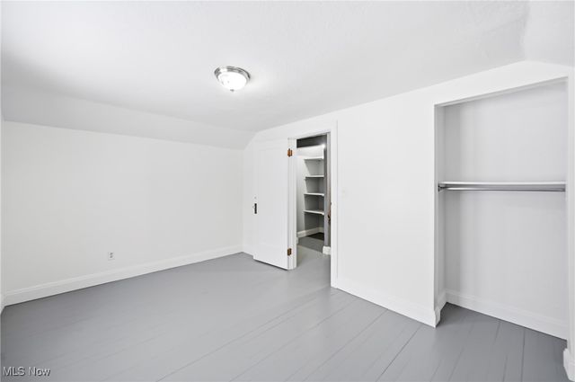 1032 Hartwood Road NW, Magnolia, OH 44643