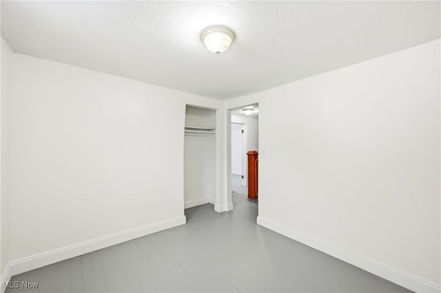 1032 Hartwood Road NW, Magnolia, OH 44643