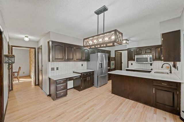 13408 W 78TH Terrace, Lenexa, KS 66216