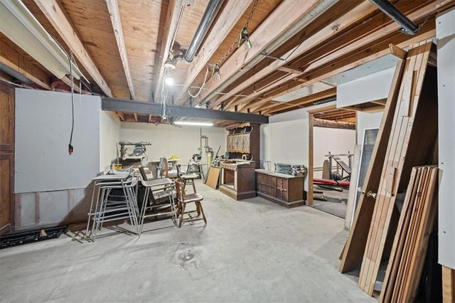 13408 W 78TH Terrace, Lenexa, KS 66216