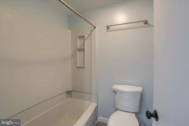 5008 ERBS BRIDGE RD, Mechanicsburg, PA 17050