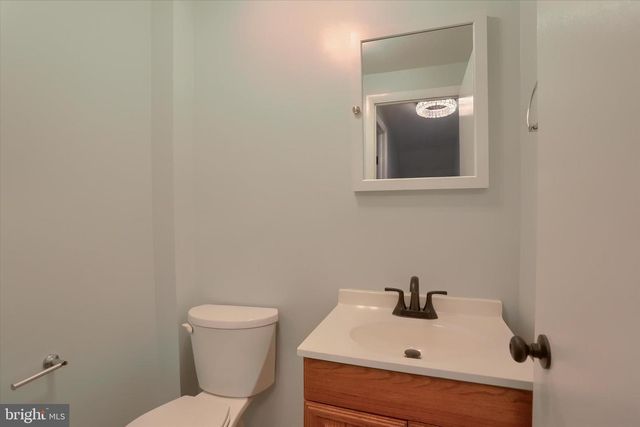 5008 ERBS BRIDGE RD, Mechanicsburg, PA 17050