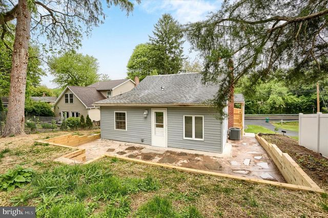 5008 ERBS BRIDGE RD, Mechanicsburg, PA 17050