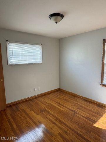 1256 Lander Road, Mayfield Heights, OH 44124