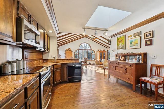 384 Blanch Avenue, Closter, NJ 07624