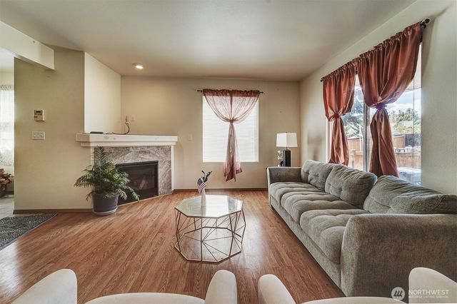 1299 NW Amanda Loop, Silverdale, WA 98383