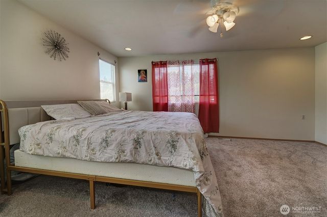 1299 NW Amanda Loop, Silverdale, WA 98383